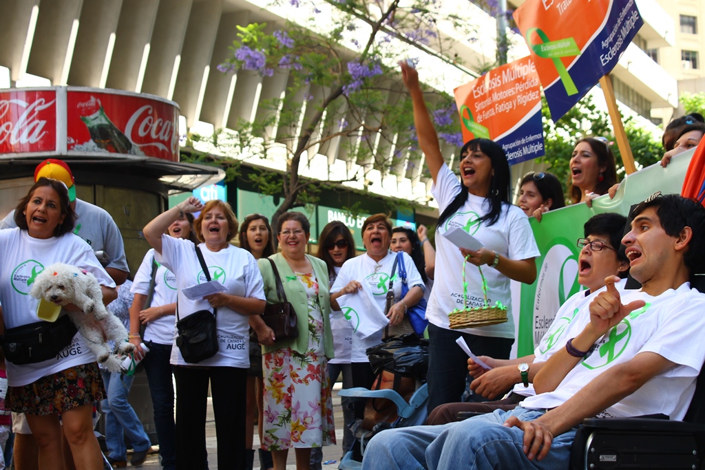 MS patients in matching t-shirts campaign on the streets in Spain