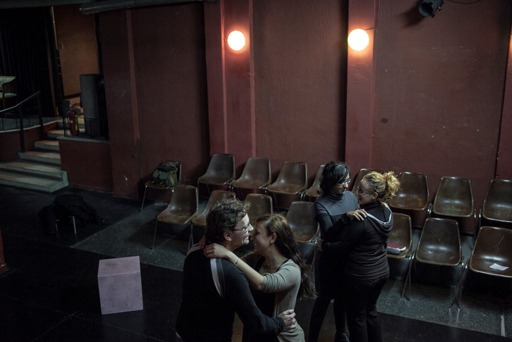 People with MS in Greece, dancing in pairs